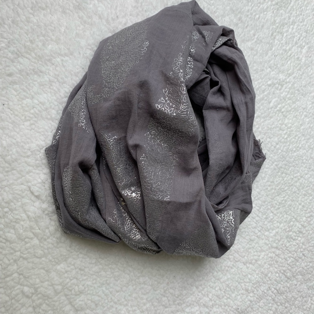 American Eagle Infinity Scarf